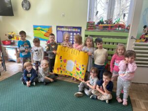 Wspólny plakat jako posumowanie warsztatów